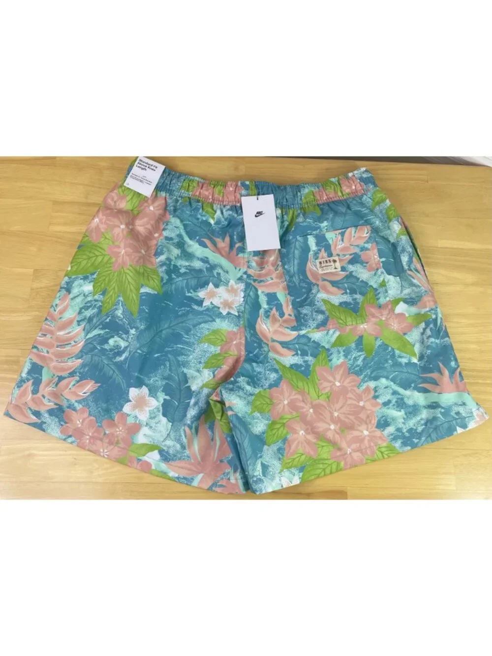 Nike Sportswear Floral Tropical Blue & Pink Design Shorts HV4610-353, Men L, NWT